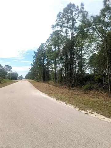 705 Bedford Dr, Lehigh Acres, Florida 33974