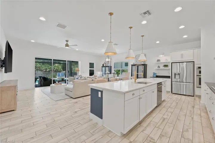 3640  Pilot  CIR, Naples, FL 34120