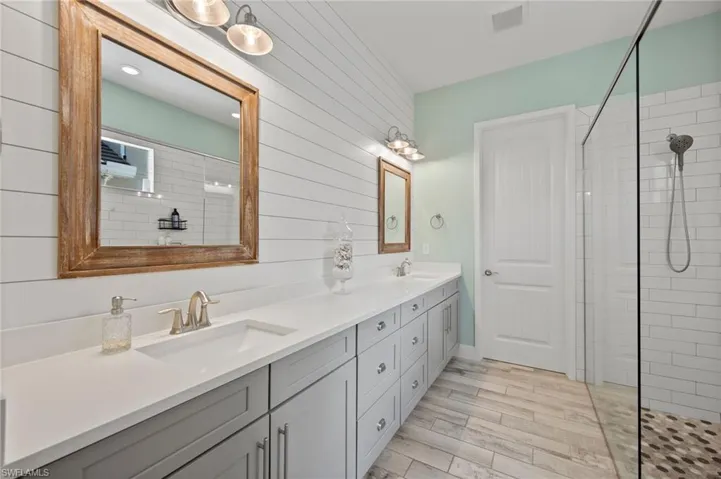 3640  Pilot  CIR, Naples, FL 34120