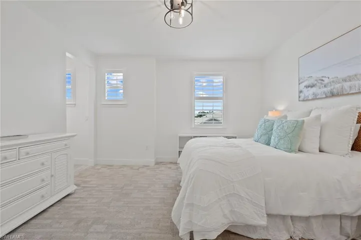 3640  Pilot  CIR, Naples, FL 34120