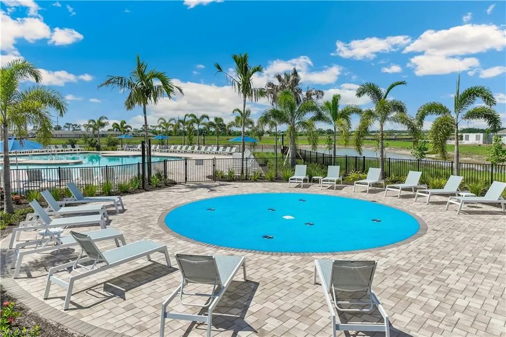 16811 Elkhorn Coral DR, North Fort Myers, FL 33903,225047456