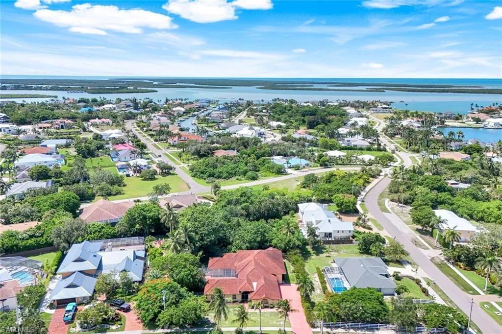1841 Olds CT, Marco Island, FL 34145,225063300