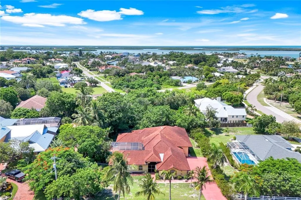 1841 Olds CT, Marco Island, FL 34145,225063300