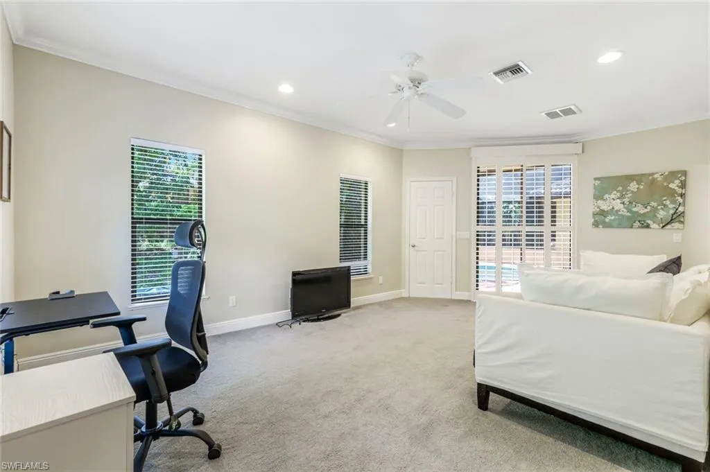 1841 Olds CT, Marco Island, FL 34145,225063300