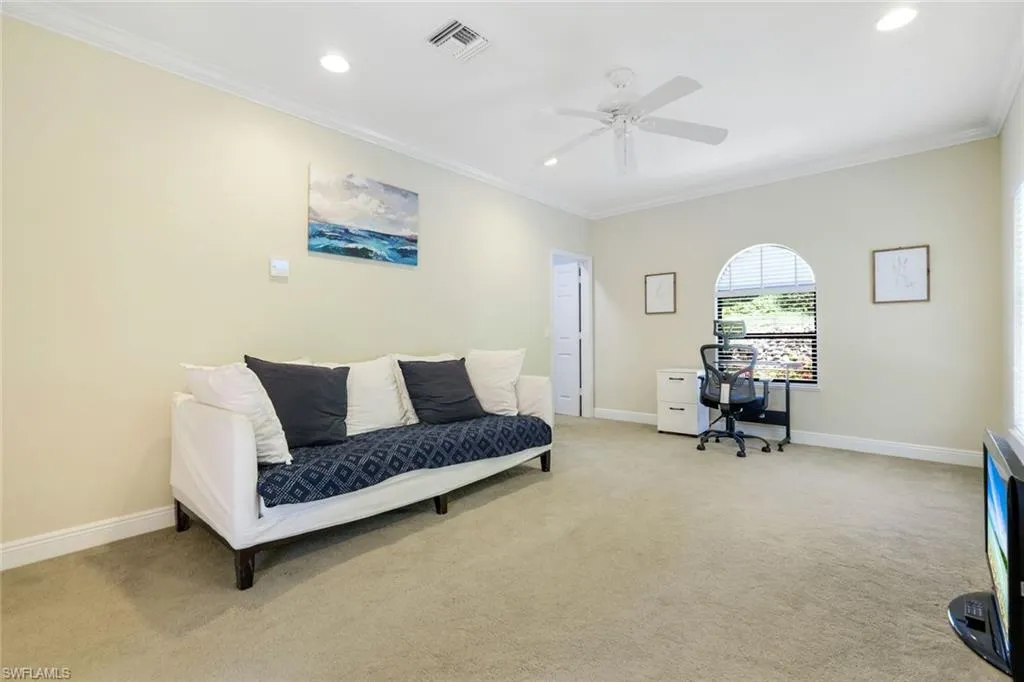 1841 Olds CT, Marco Island, FL 34145,225063300