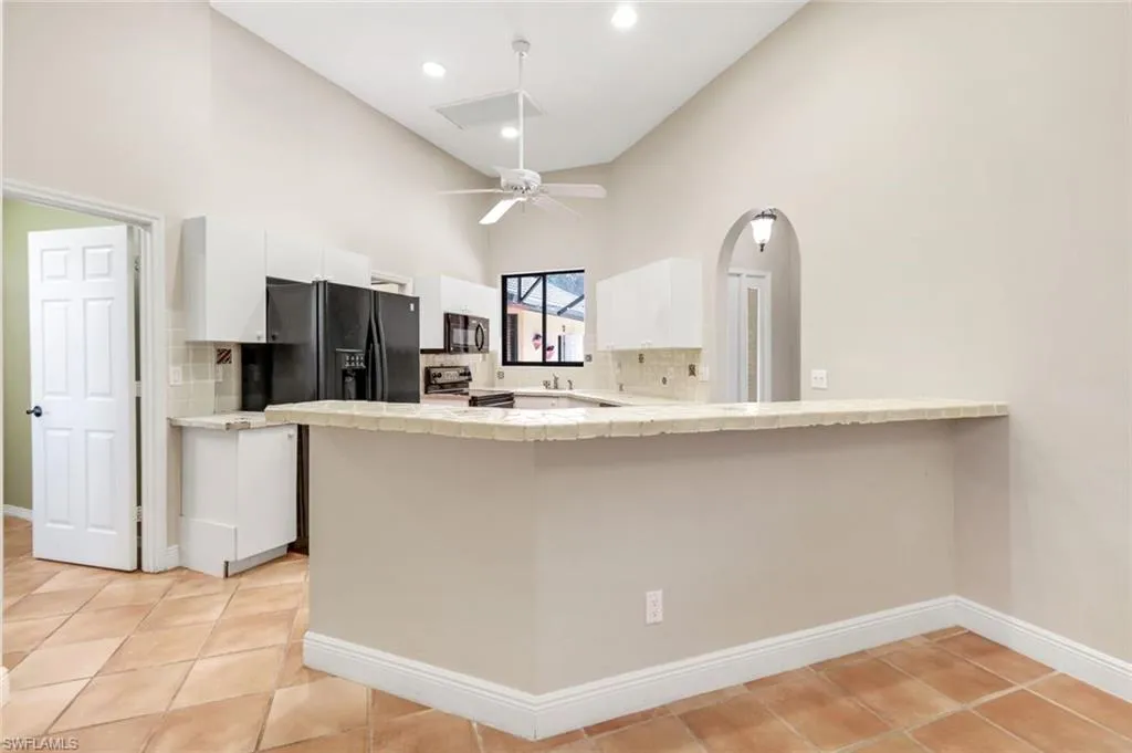 1841 Olds CT, Marco Island, FL 34145,225063300