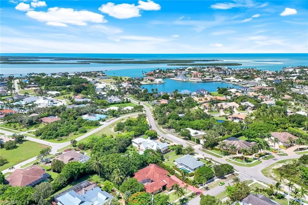 1841 Olds CT, Marco Island, FL 34145,225063300