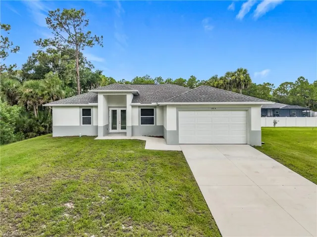 1014  Lockwood  ST, Labelle, FL 33935