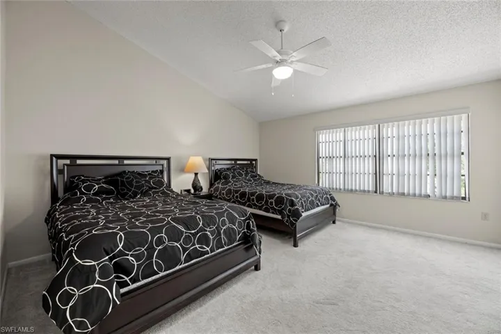 800  Meadowland  DR, Naples, FL 34108