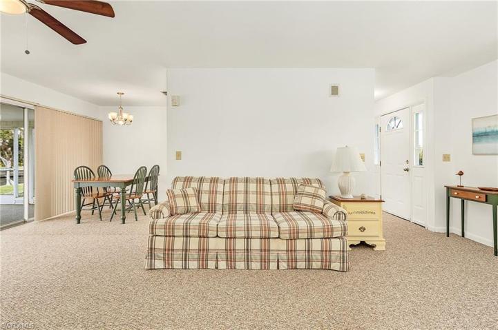 Living/Dining Room.