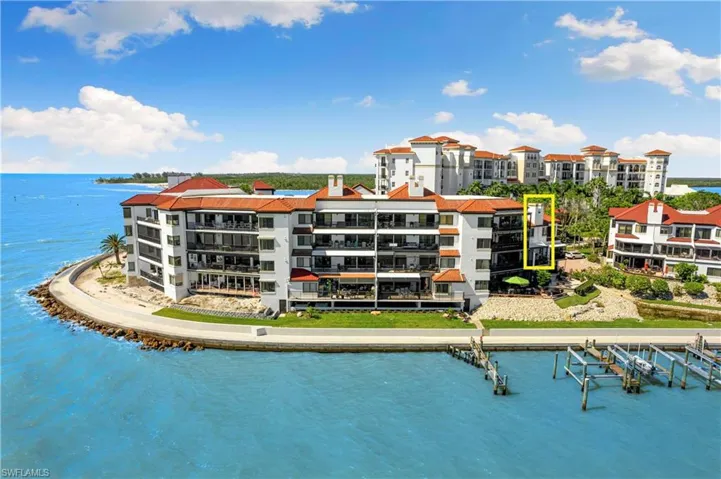 503  La Peninsula  BLVD, Naples, FL 34113