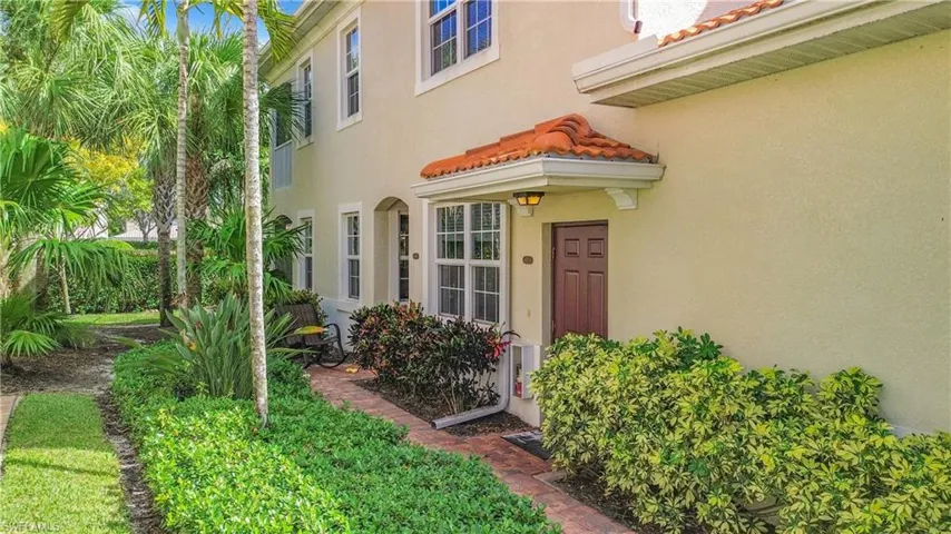 28086 Sosta Ln 1, Bonita Springs, Florida 34135