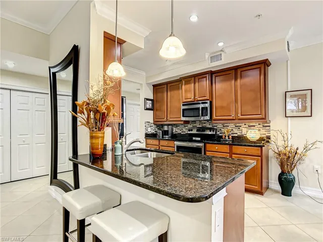 28086 Sosta Ln 1, Bonita Springs, Florida 34135