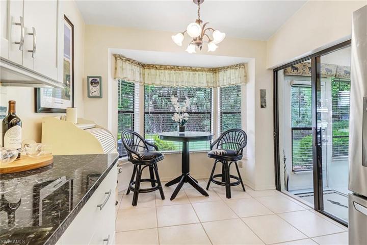 Breakfast nook