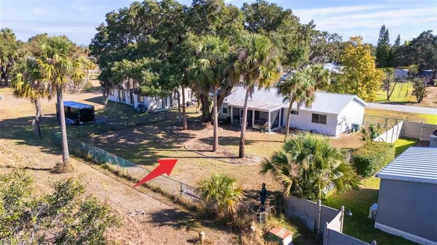 4021 W Palomar  CIR, Labelle, FL 33935