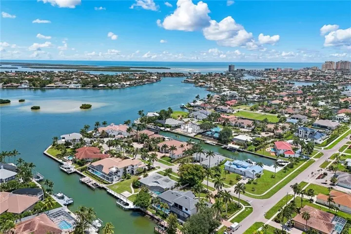 511 Alameda Ct, Marco Island, Florida 34145