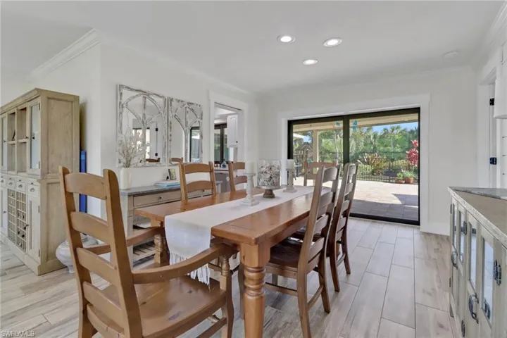 383  Juli Fe  DR, Naples, FL 34110