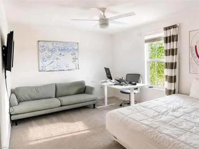 CURRENTLY USED AS OFFICE -FITS KING BED