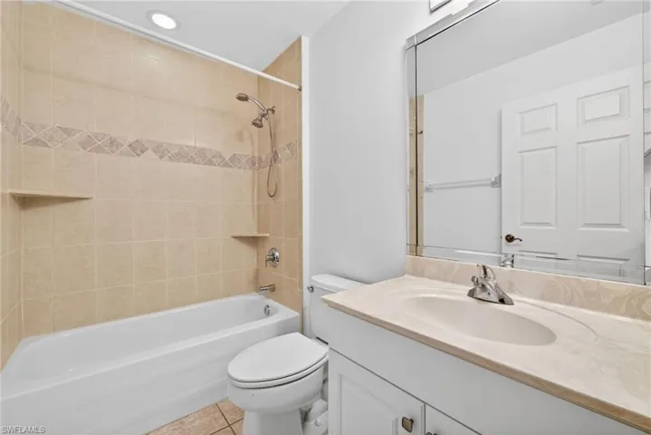 21301 Pelican Sound Dr 102, Estero, Florida 33928