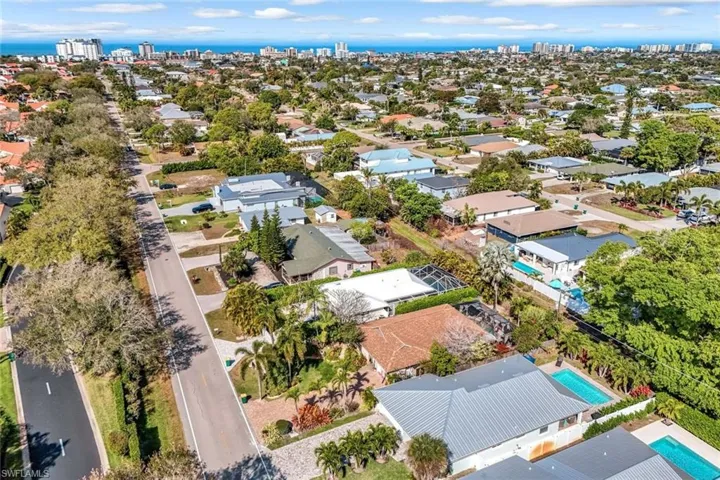 737  91st N AVE, Naples, FL 34108