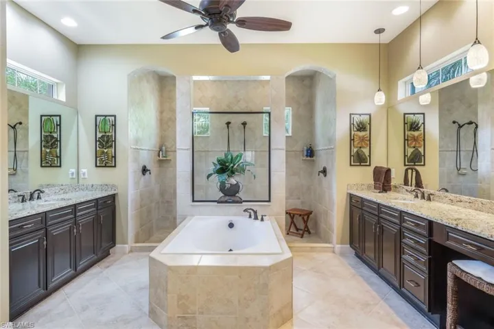 9388  Copper Rock  CT, Naples, FL 34120
