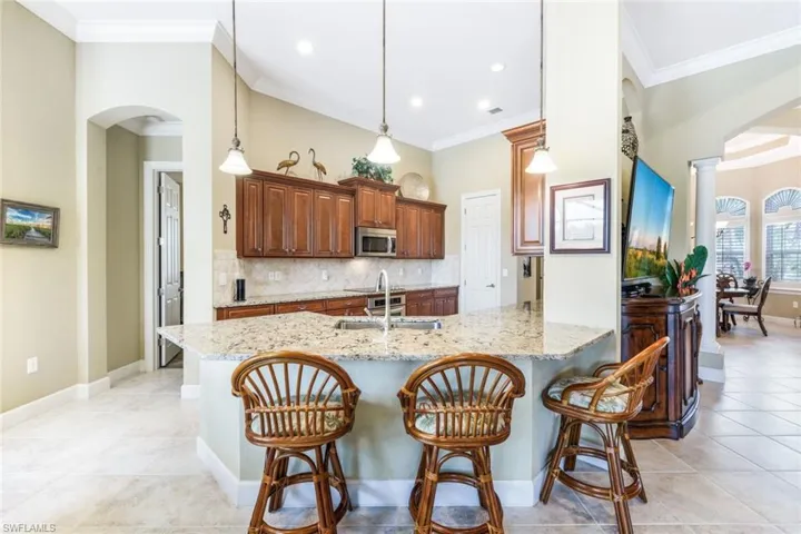9388  Copper Rock  CT, Naples, FL 34120