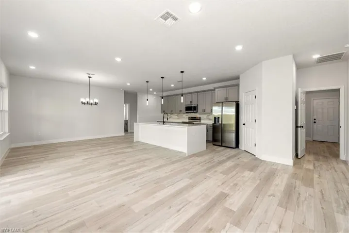 4735 San Ignacio Dr, Sebring, Florida 33872