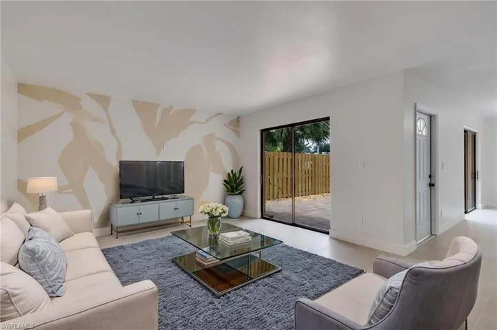 4047 Sandlewood Ln 3, Fort Myers, Florida 33907