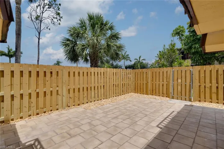 4047 Sandlewood Ln 3, Fort Myers, Florida 33907