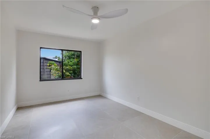 4047 Sandlewood Ln 3, Fort Myers, Florida 33907