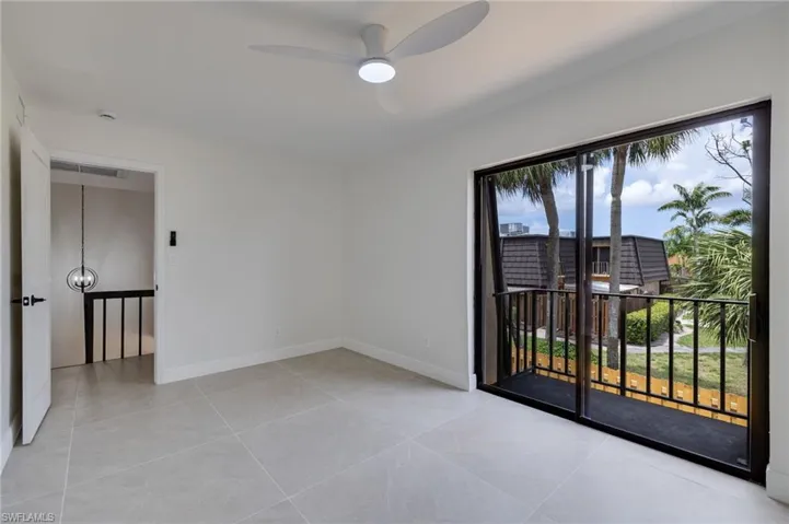 4047 Sandlewood Ln 3, Fort Myers, Florida 33907