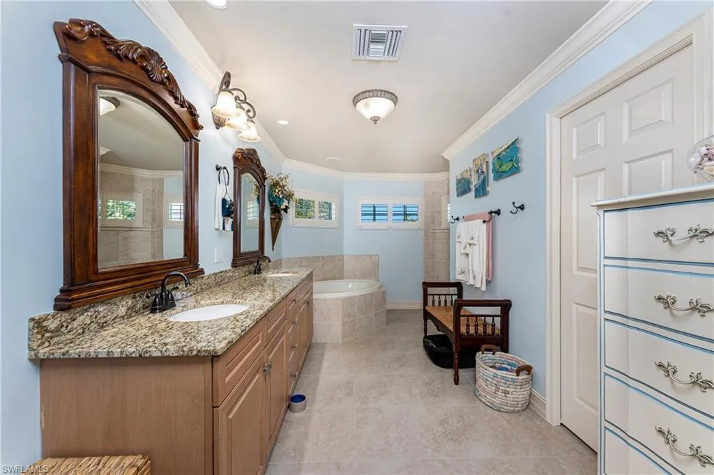 4128 36th LN, Cape Coral, FL 33993,225006273