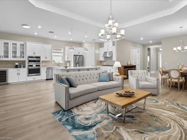 15111  Pescara  ST, Naples, FL 34114