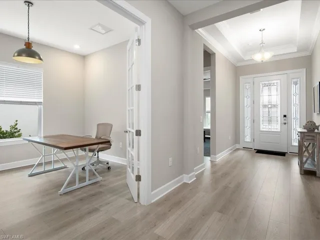 15111  Pescara  ST, Naples, FL 34114