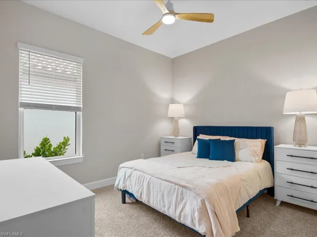 15111  Pescara  ST, Naples, FL 34114
