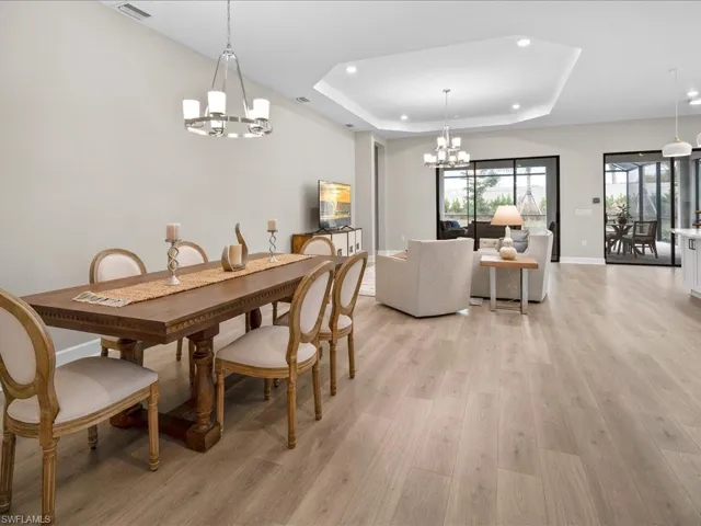 15111  Pescara  ST, Naples, FL 34114