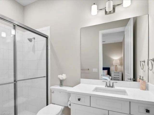 15111  Pescara  ST, Naples, FL 34114