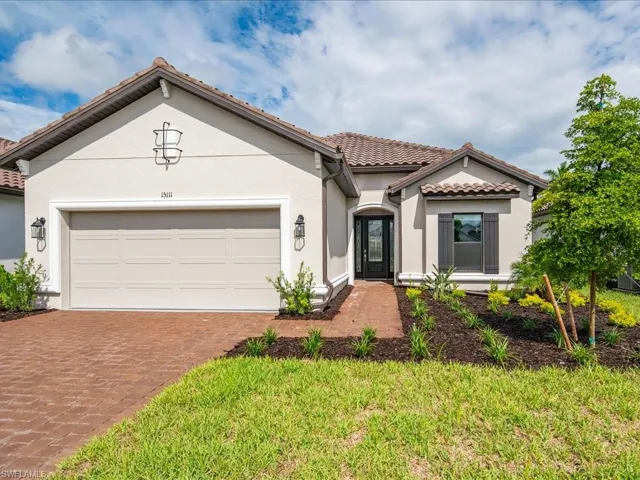 15111  Pescara  ST, Naples, FL 34114