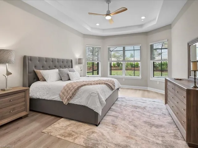 15111  Pescara  ST, Naples, FL 34114