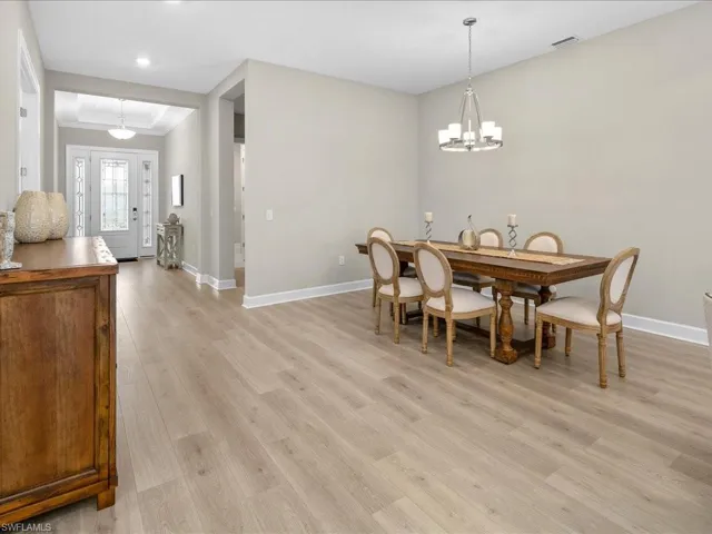 15111  Pescara  ST, Naples, FL 34114