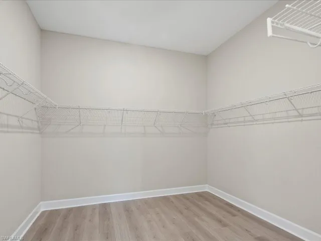15111  Pescara  ST, Naples, FL 34114