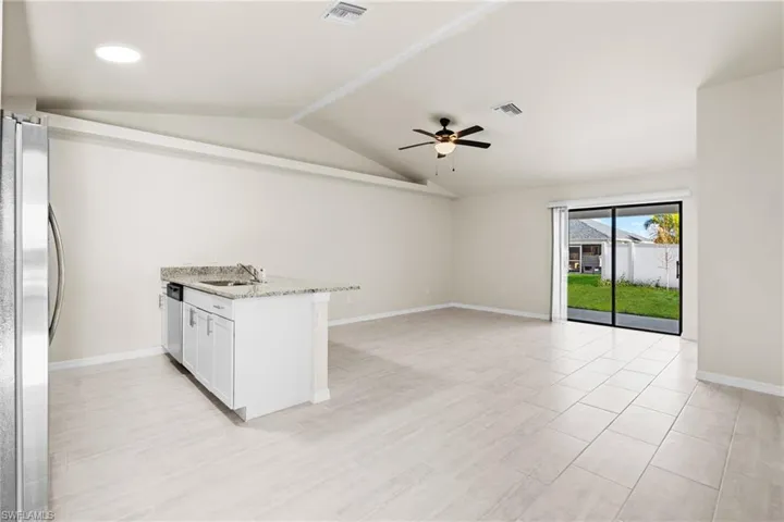 1045/1047 11th Ter, Cape Coral, Florida 33990