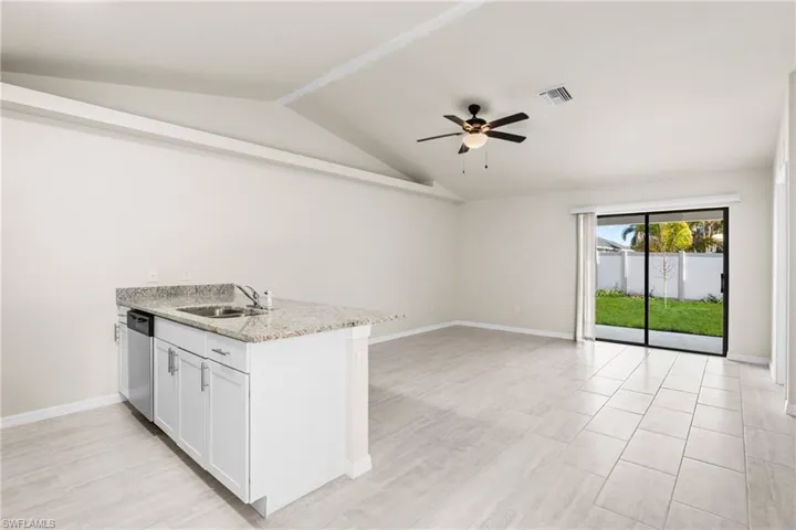 1045/1047 11th Ter, Cape Coral, Florida 33990