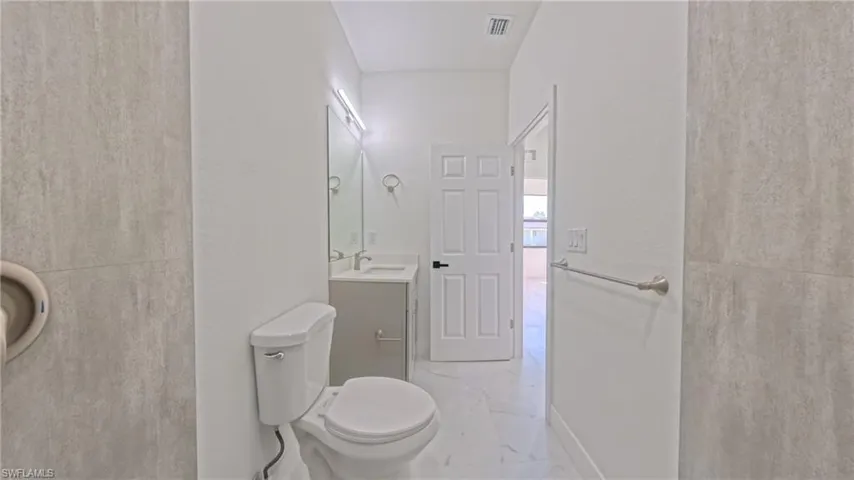 2809 18th St Sw, Lehigh Acres, Florida 33976
