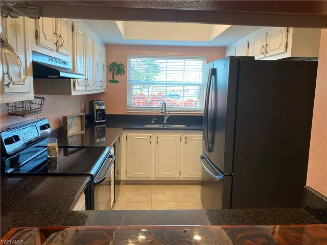 7013  New Post  DR, North Fort Myers, FL 33917