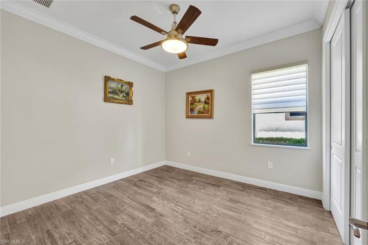 Guest bedroom #2 with great natural light!