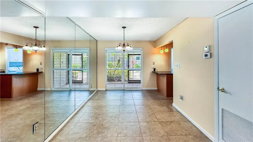 788  Park Shore  DR, Naples, FL 34103
