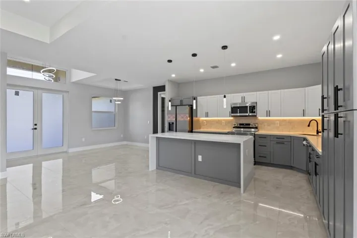 3307  6TH SW , Lehigh Acres, FL 33976