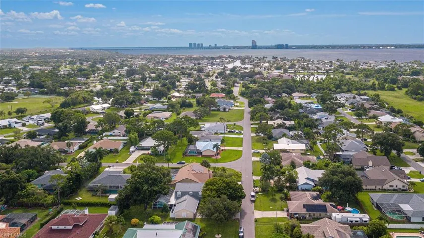 2160 Bird's eye view looking east toward the Caloosahatchee.