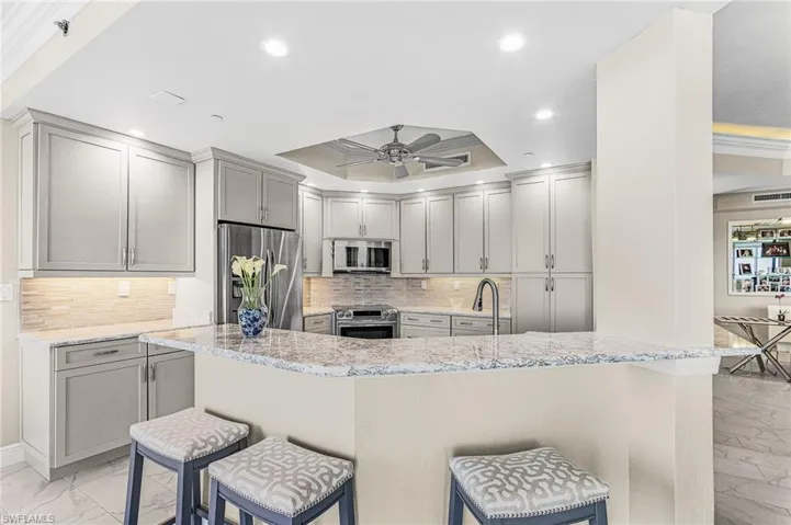 4192 Bay Beach Ln 875, Fort Myers Beach, Florida 33931